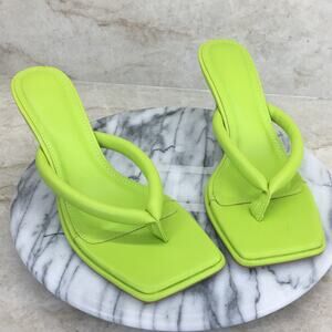 FOREVER 21 Lime Green Kitten Heel Sandals Women's Size 8.5